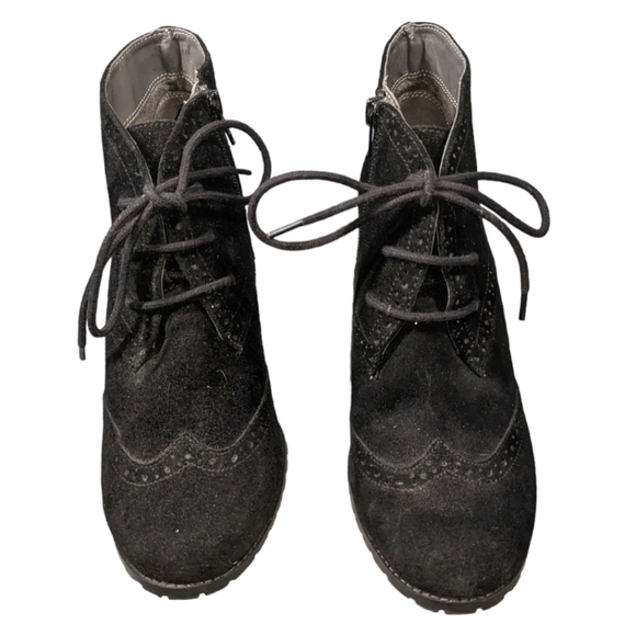 Aerosole suede lace-up heeled ankle booties black 8.5 - Picture 3 of 6